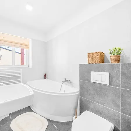 Barula كاسبيرسكي هوري